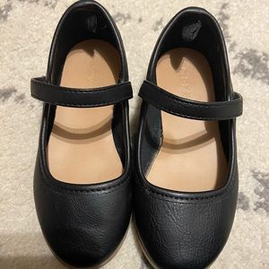 Black leather toddler girl shoes